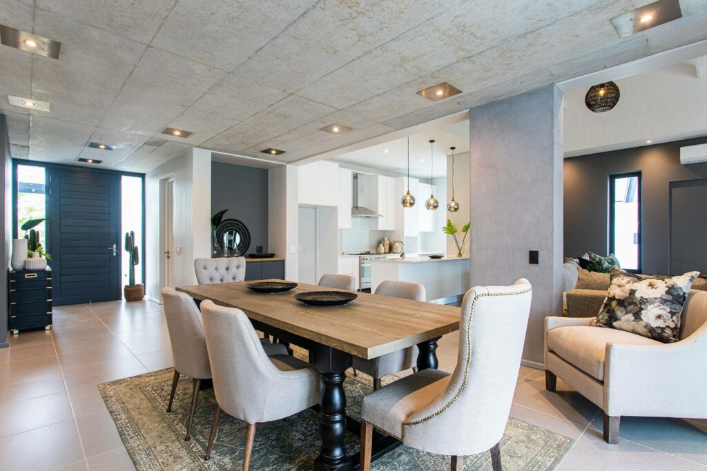 About – Welcome to Luxury Living | Val de Vie Properties